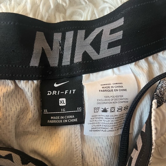 Men’s Nike shorts - Picture 7 of 7